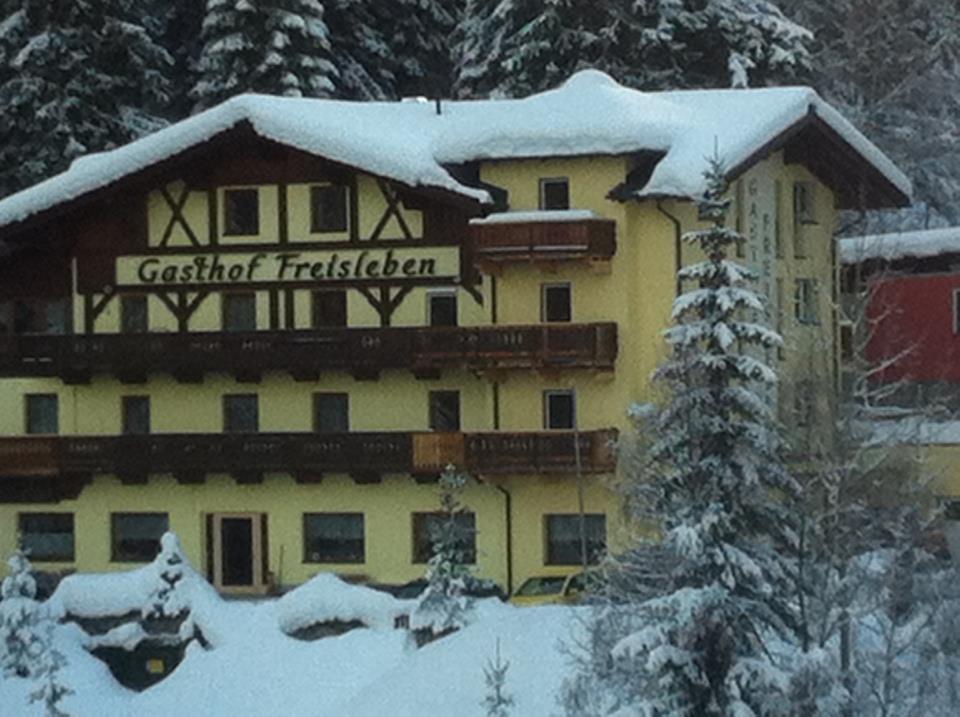 "Quality Hosts Arlberg" Hotel-Gasthof Freisleben ซังคท์อันทอนอัมอาร์ลแบร์ก ภายนอก รูปภาพ